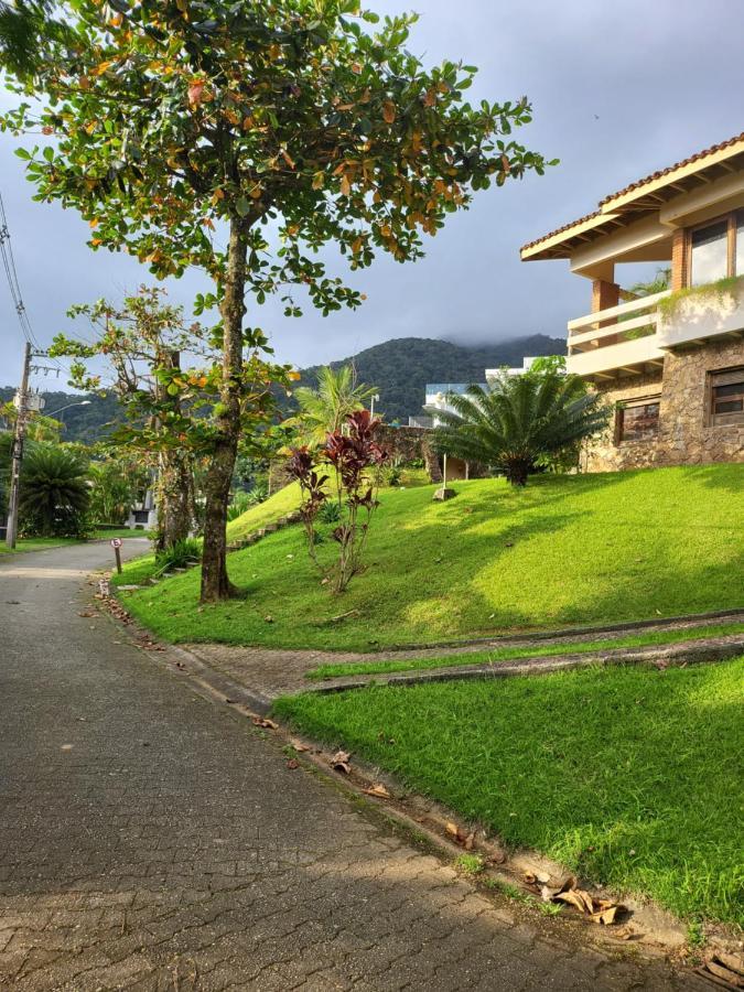 Green Toque-Toque Villa Sao Sebastiao  Exterior photo